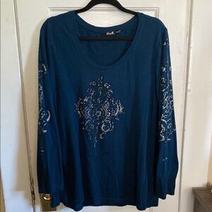 Seven7 Luxe Graphic Long-sleeved with Studded and Metallic Accents 22/24